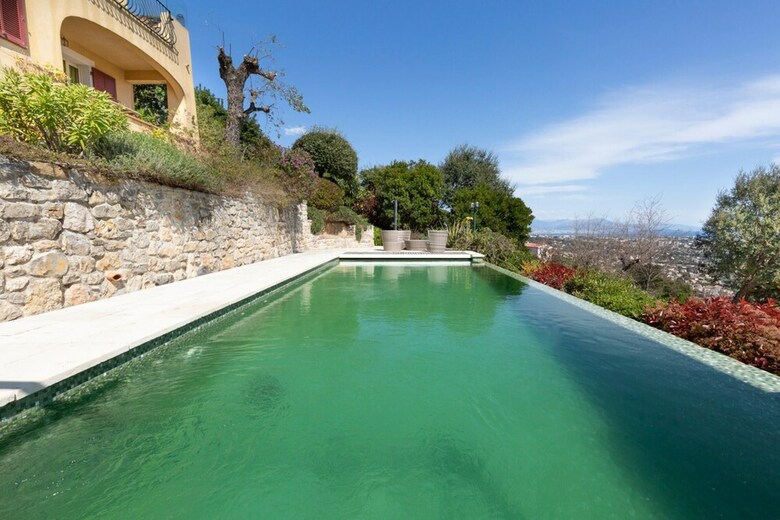 Luxurious 4 Bedrooms Villa, Sea View, Private Pool