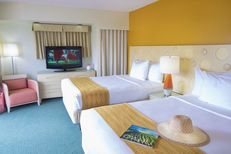 Coconut Waikiki Hotel