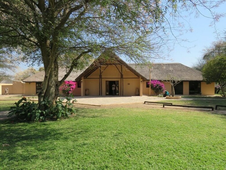 Posada Kayova River Lodge