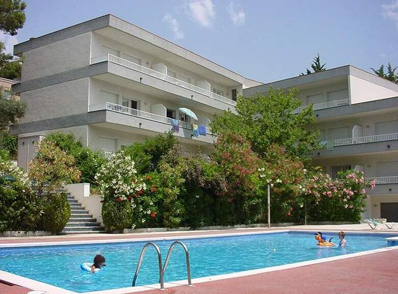 Apartamentos Treumal Park