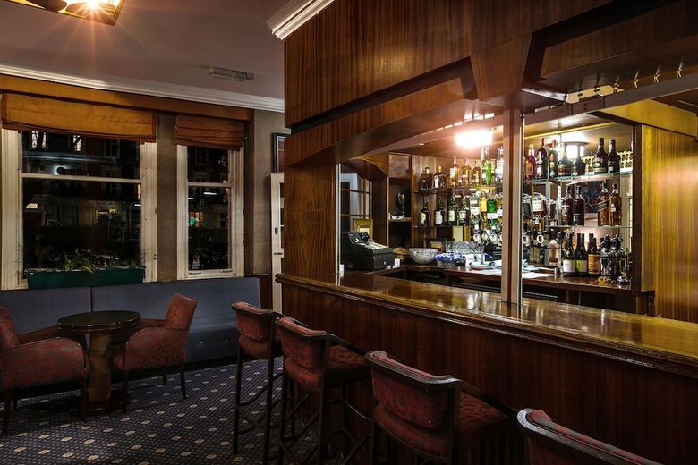 Hotel Mitre House