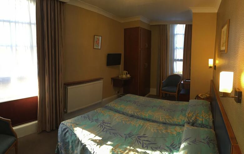 Hotel Mitre House