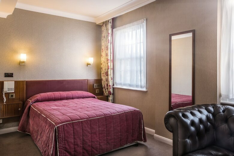 Hotel Mitre House