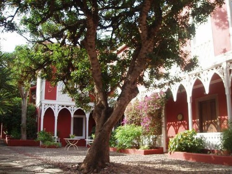 Hotel Las Longueras