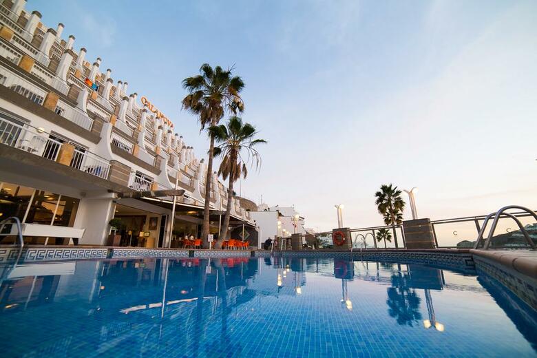 Apartamentos Cala Nova