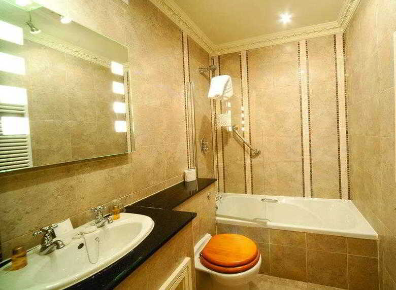 Best Western Feathers Liverpool Hotel