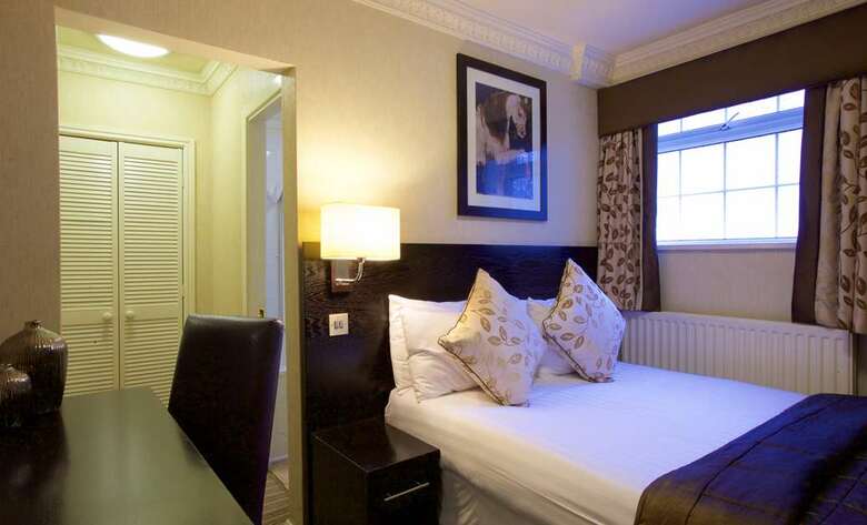 Best Western Feathers Liverpool Hotel