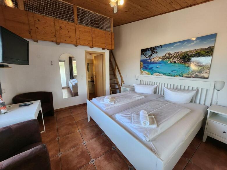 Hostal G�stehaus Schmidt