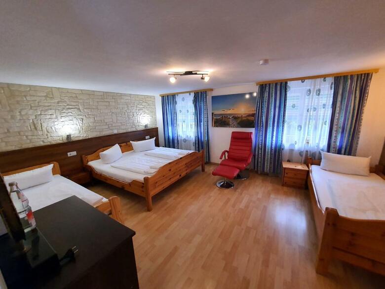 Hostal G�stehaus Schmidt