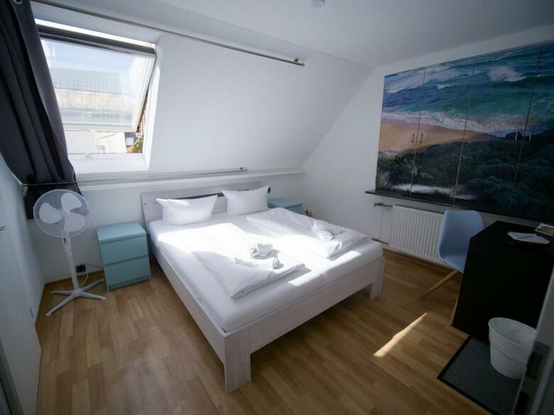 Hostal G�stehaus Schmidt