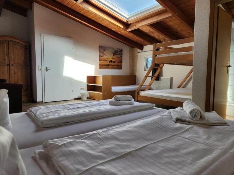 Hostal G�stehaus Schmidt