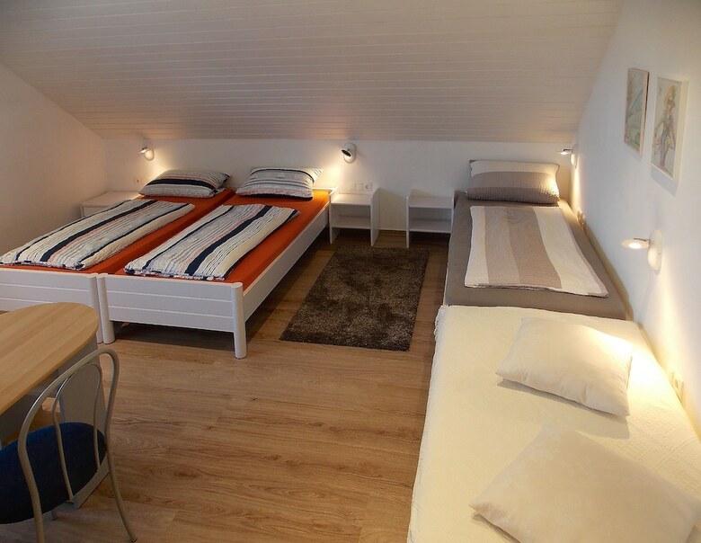 Hostal G�stehaus Alba