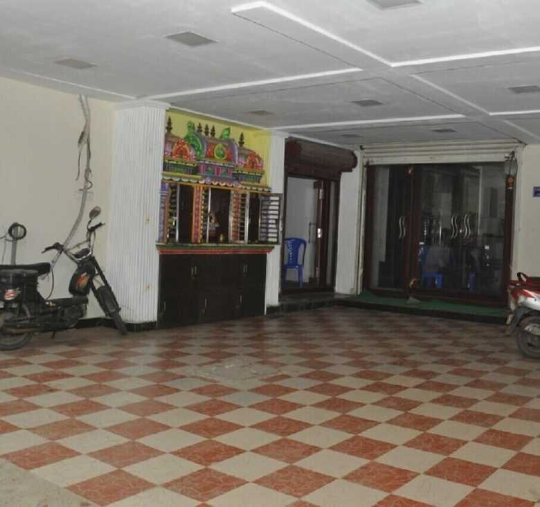 Maxistay Airport Hotel