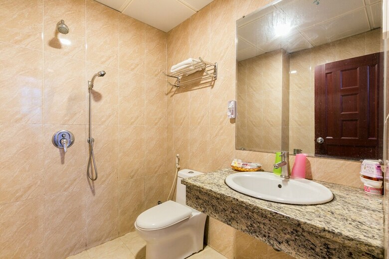 Oyo 373 Habana Hotel