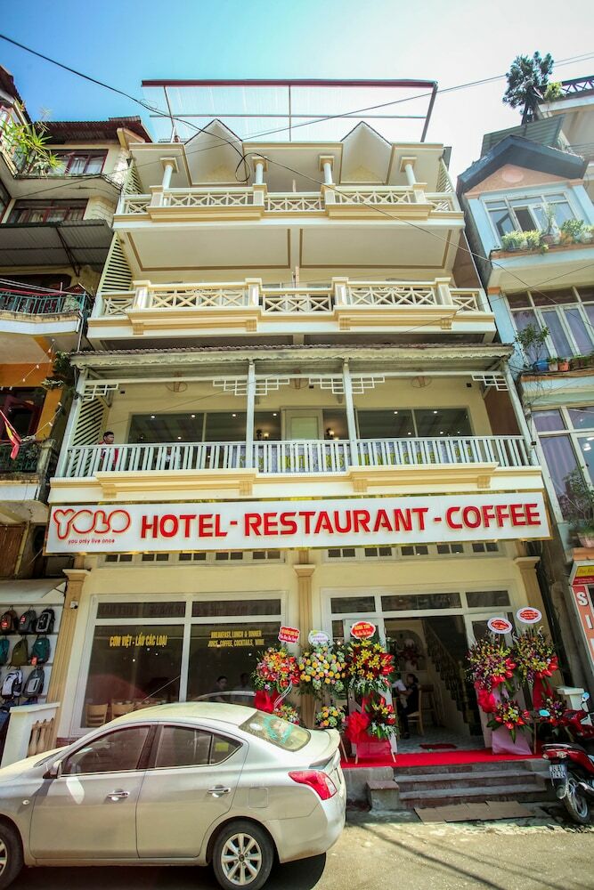 Yolo Hotel
