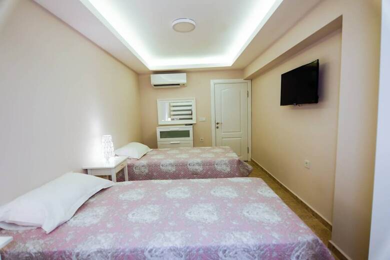 Villa Little Gems 2