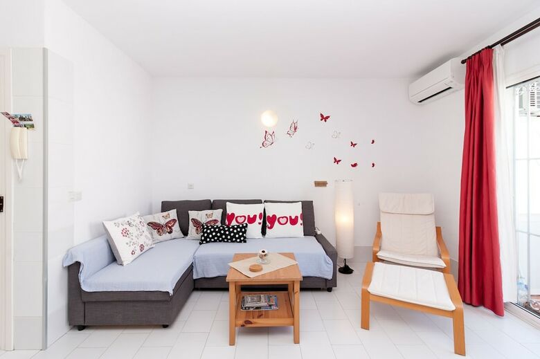 White Town Bajamar Canovas Nerja Apartment