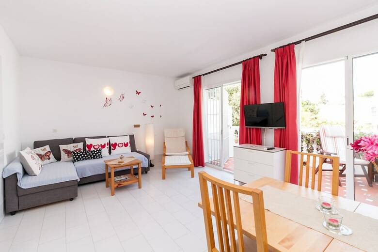 White Town Bajamar Canovas Nerja Apartment