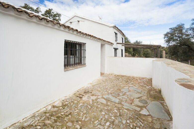 Villa San Nicolas Constantina Canovas