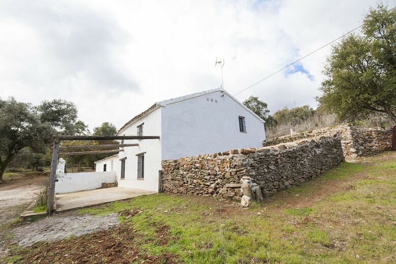 Villa San Nicolas Constantina Canovas