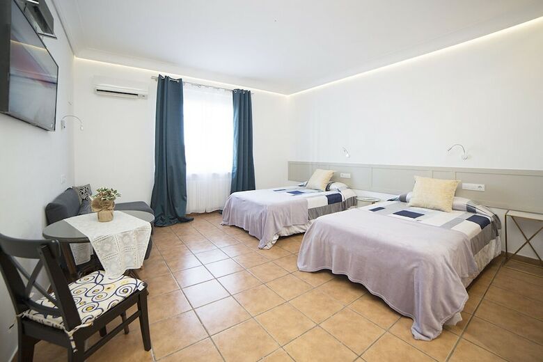 Hostal Koko Aeropuerto
