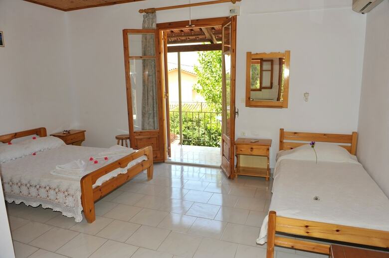 Hotel Petros Giatras - Rooms