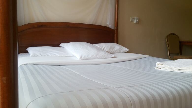 Rosevilla Hotel
