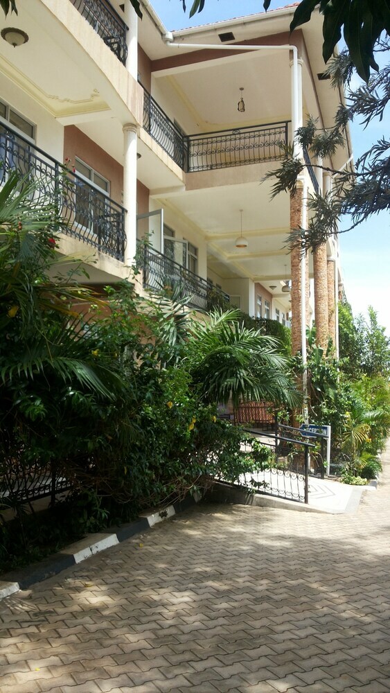 Rosevilla Hotel