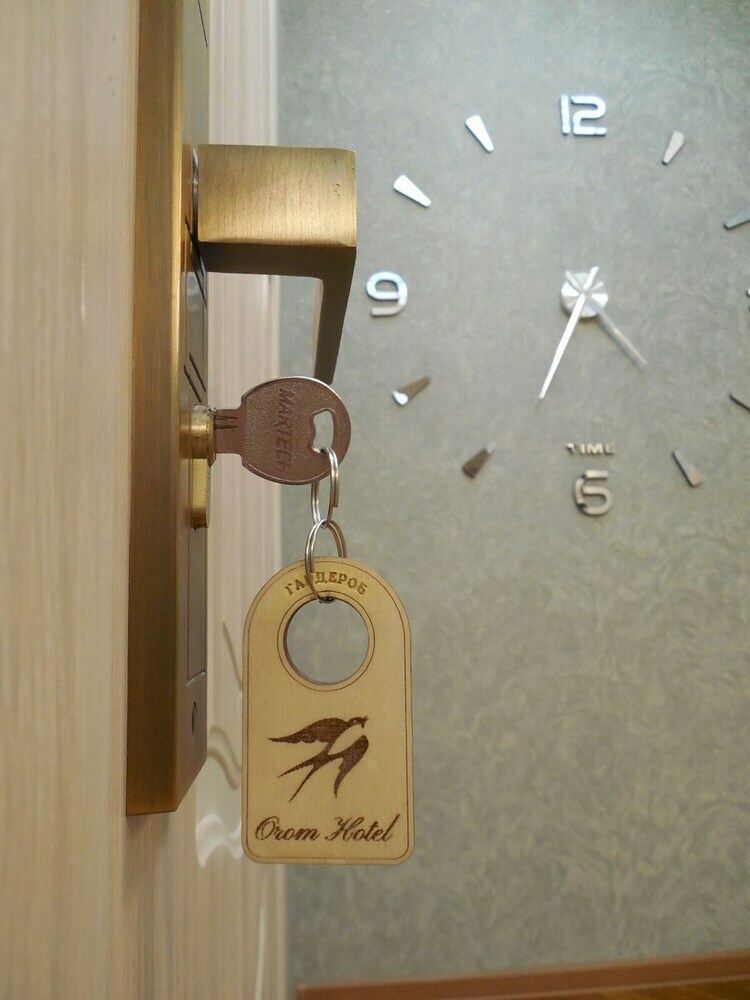 Bed & Breakfast "orom" Guests House
