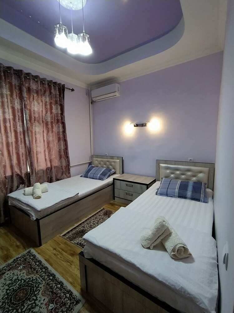 Bed & Breakfast "orom" Guests House