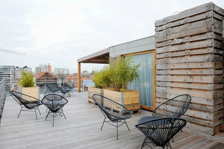 9hotel Chelton