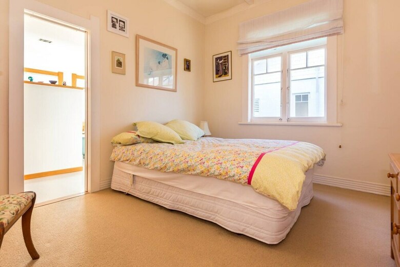 3 Bedroom Family Home With Harbour Views In Westmere