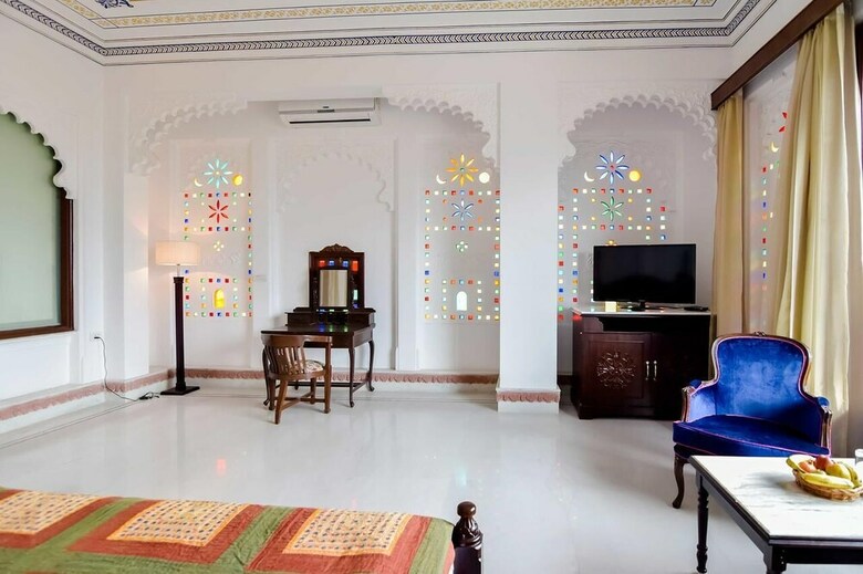 Hotel Raj Kuber