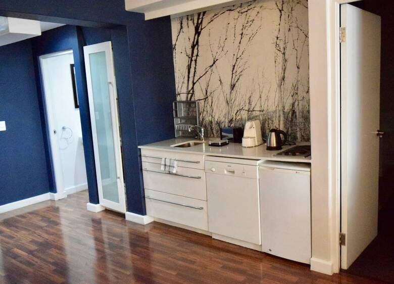 Bijoux Apartment With Rooftop Pool In Cape Town City Centre