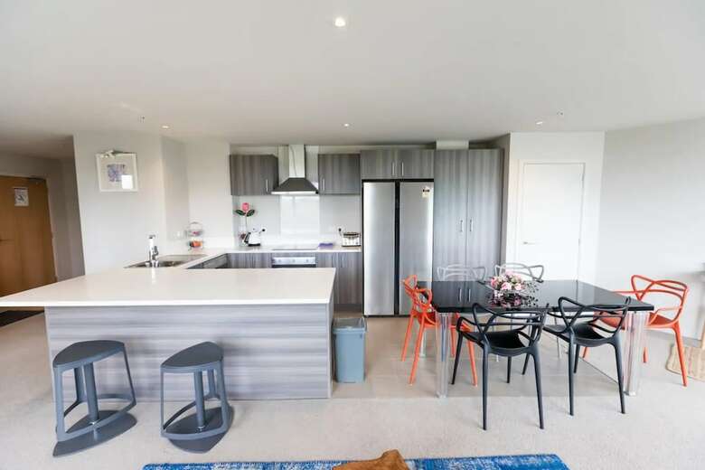 Modern 4 Bedroom Albany Apartment