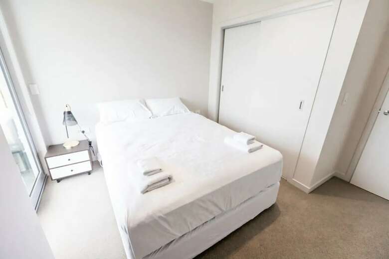Modern 4 Bedroom Albany Apartment