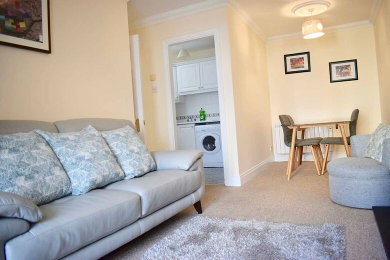 Apartamentos Peaceful 2 Bedroom Flat Beside Silicon Docks