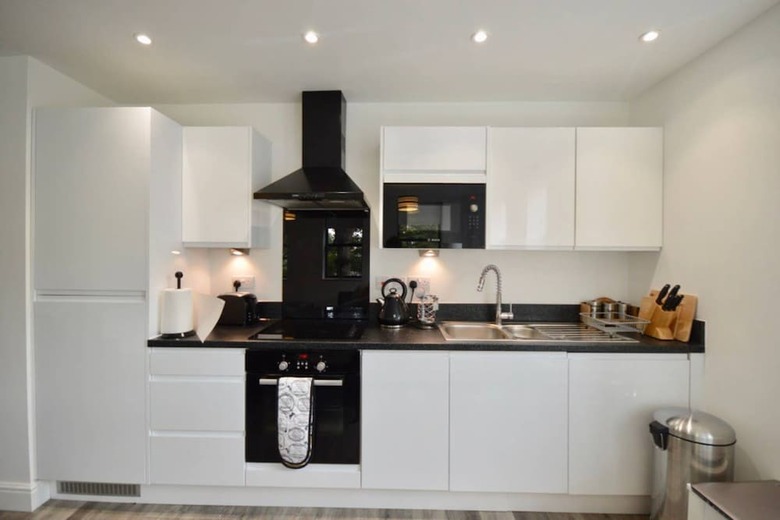 Stylish 2 Bedroom Apartment In Downtown Bristol