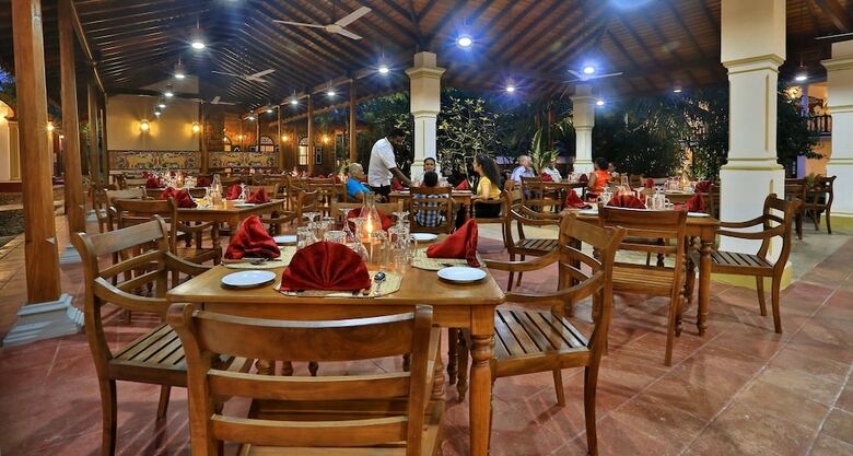 Hotel Sandali  Walauwa