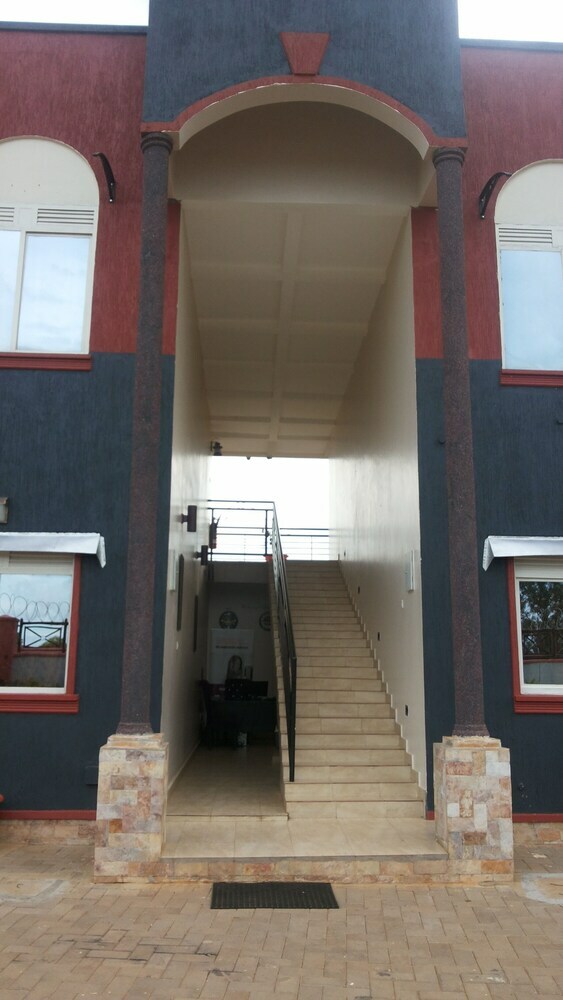 Aparthotel Tripplex Hotel