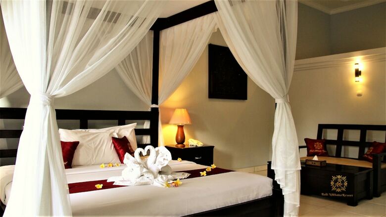 Hotel Bali Nibbana Resort