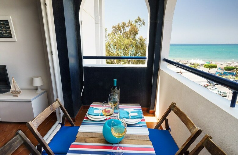 Apartamentos Lu&cia Playa Virginia