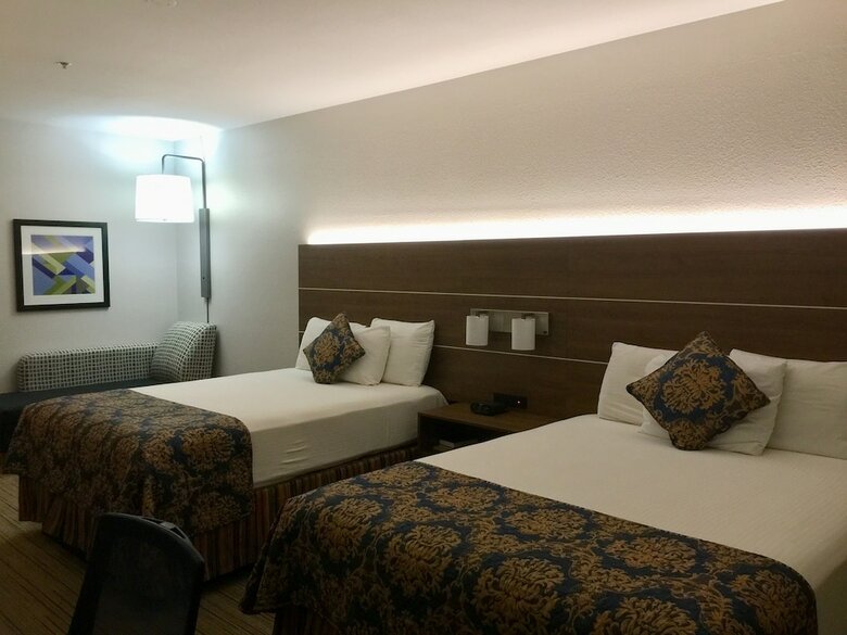 Hotel Holiday Inn Express & Suites Tulare
