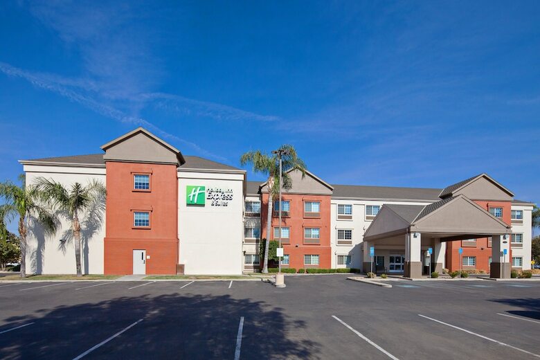 Hotel Holiday Inn Express & Suites Tulare