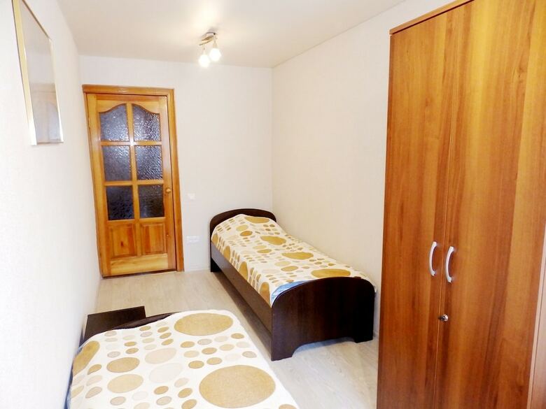 3 Rooms Apartment On Spartaka 18