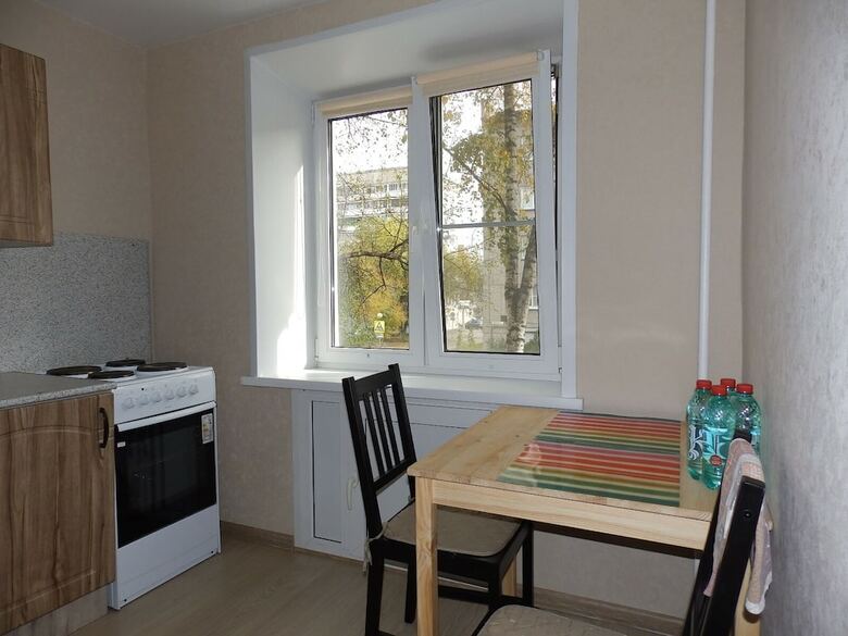 3 Rooms Apartment On Spartaka 18