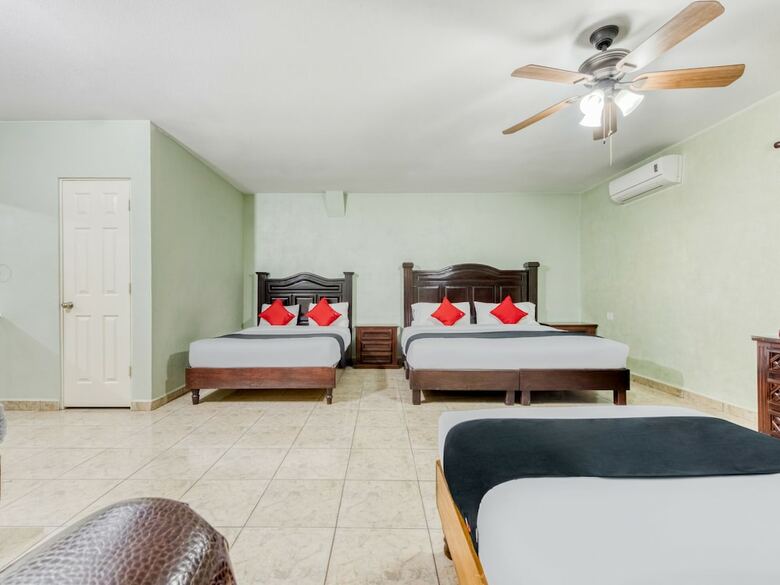 Hotel Capital O Villa Escondida