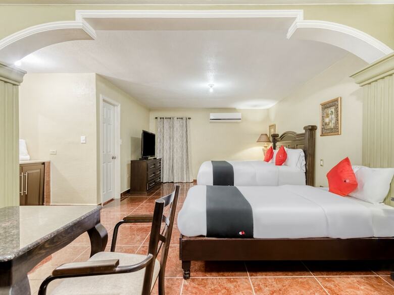 Hotel Capital O Villa Escondida