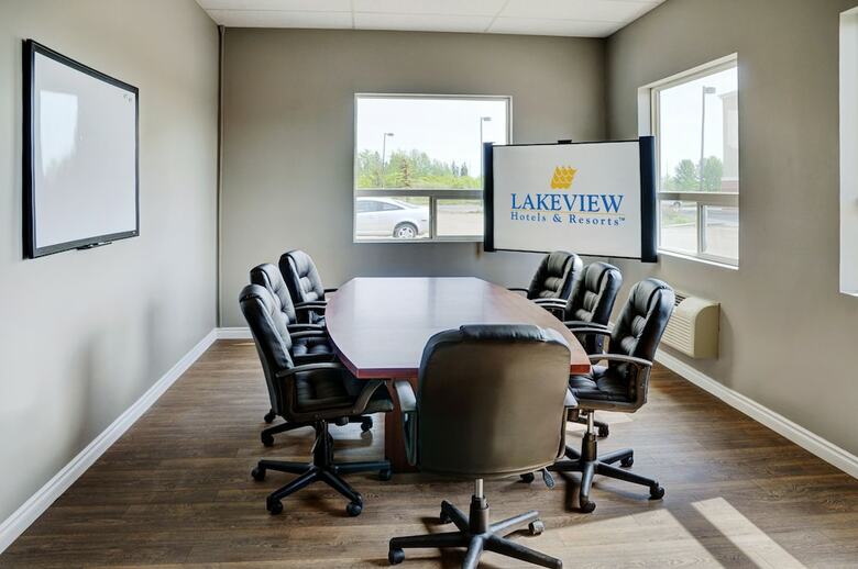 Hotel Lakeview Inns & Suites Fort Saskatchewan
