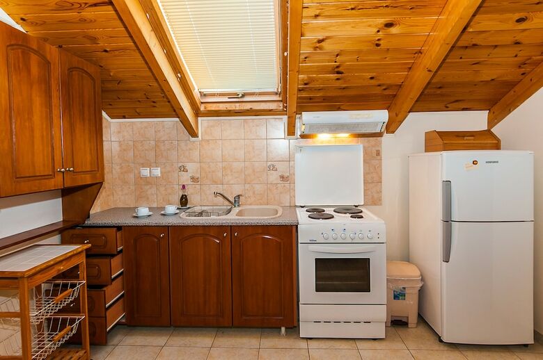 Kavos Psarou Studios And Apartments